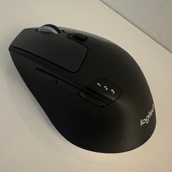 Logitech Keyboard/Mouse Combo - Picture 6 of 7